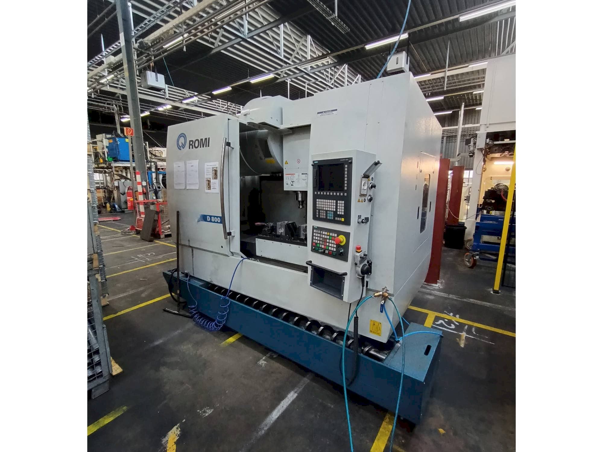 Makine  Romi D800 - Önden görünüm