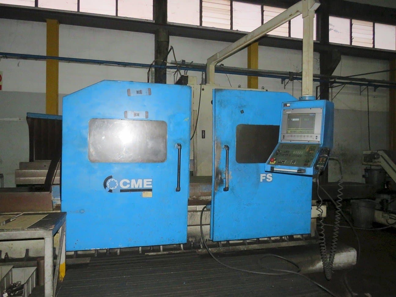 Makine  CME FS2 - Önden görünüm