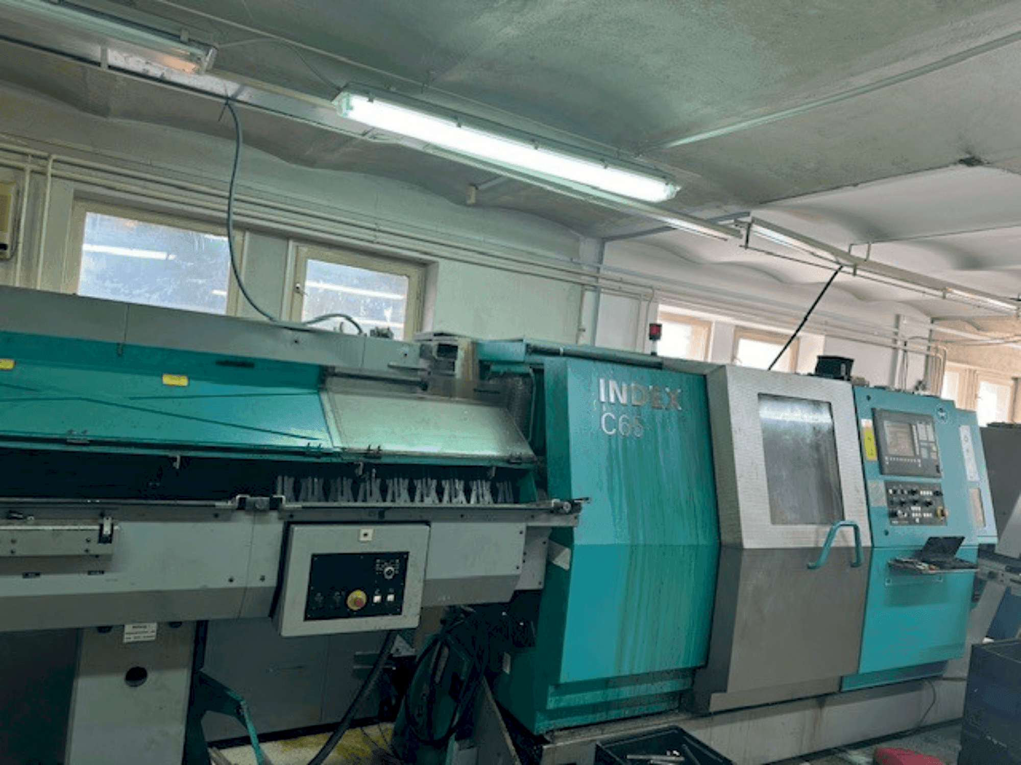 Makine  Index C65 - Önden görünüm