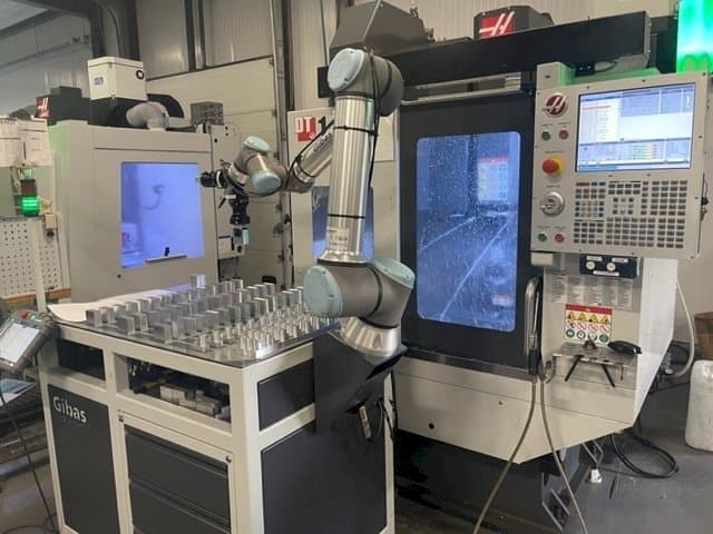 Makine  HAAS DT-1 - Önden görünüm