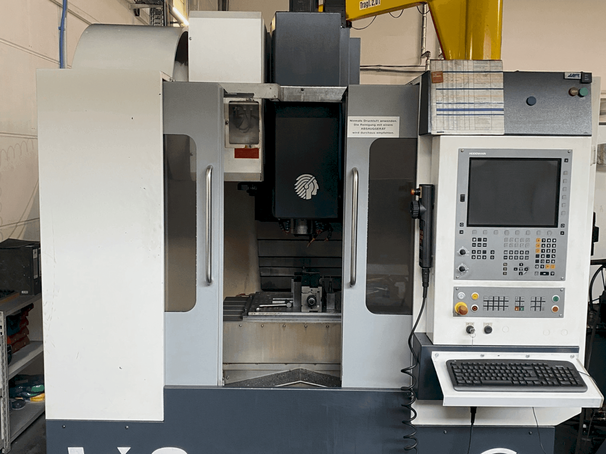 Makine  Huron VX8 - Önden görünüm