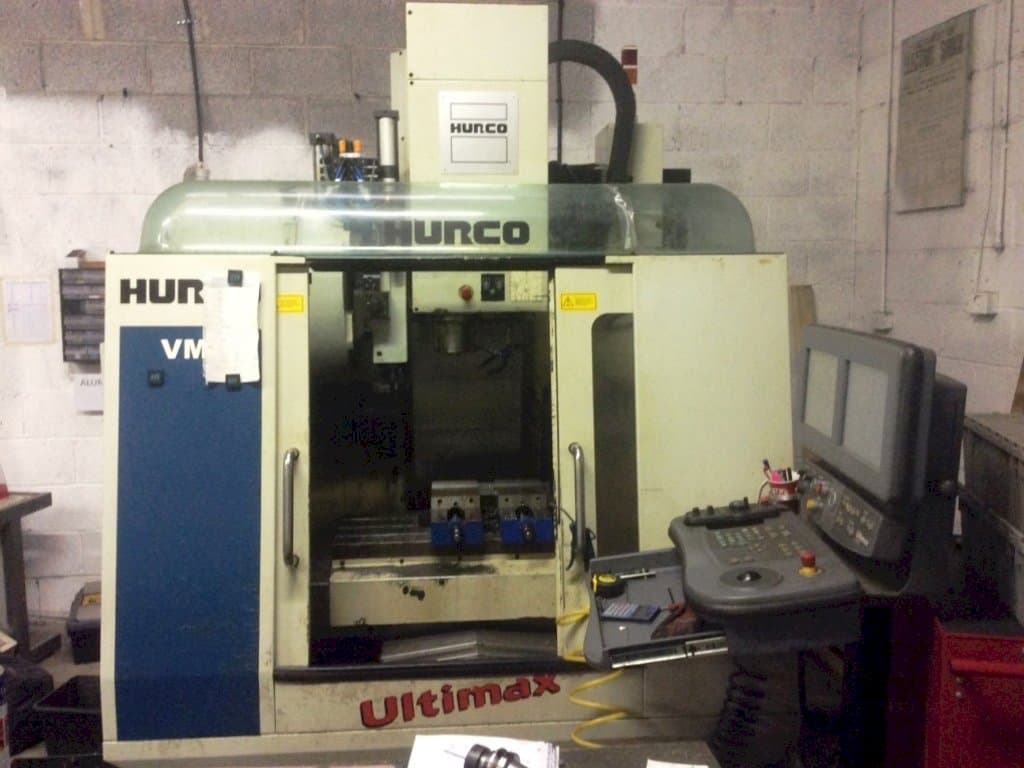 Makine  Hurco VM1 - Önden görünüm