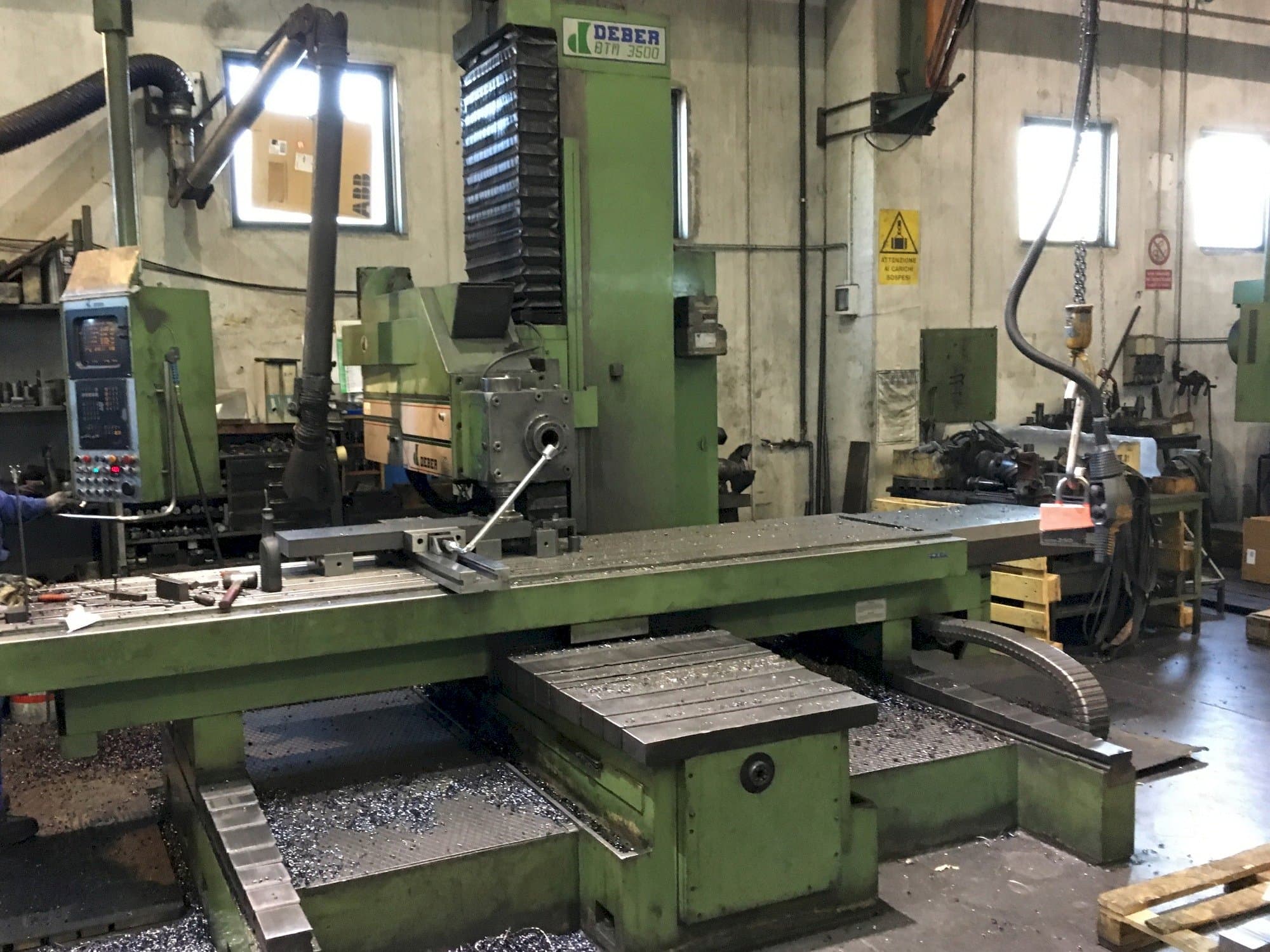 Makine DEBER BMT 3500 - Önden görünüm