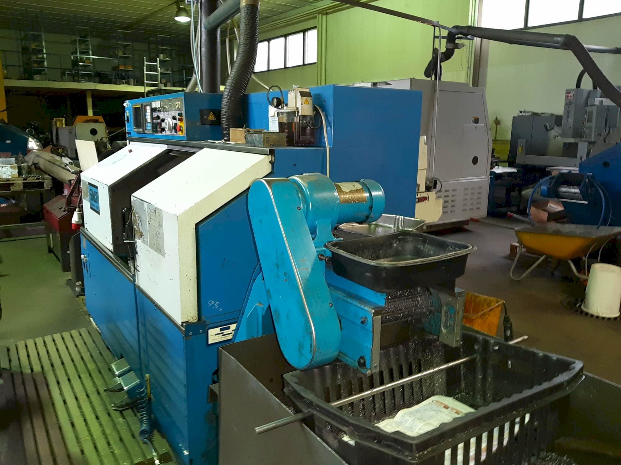 Makine  FEMCO Durga 25E - Önden görünüm