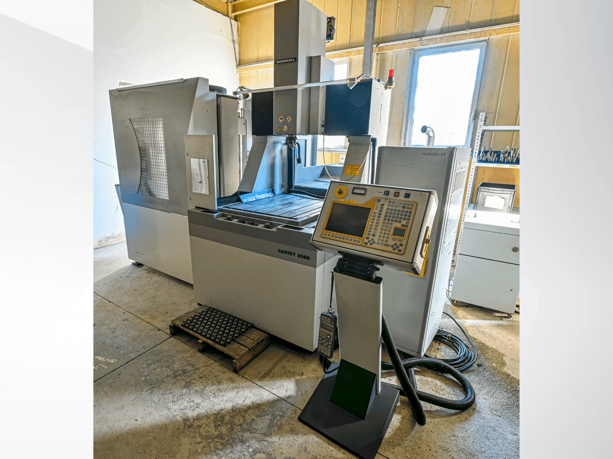 Makine  OPS INGERSOLL Gantry 8000 - Önden görünüm