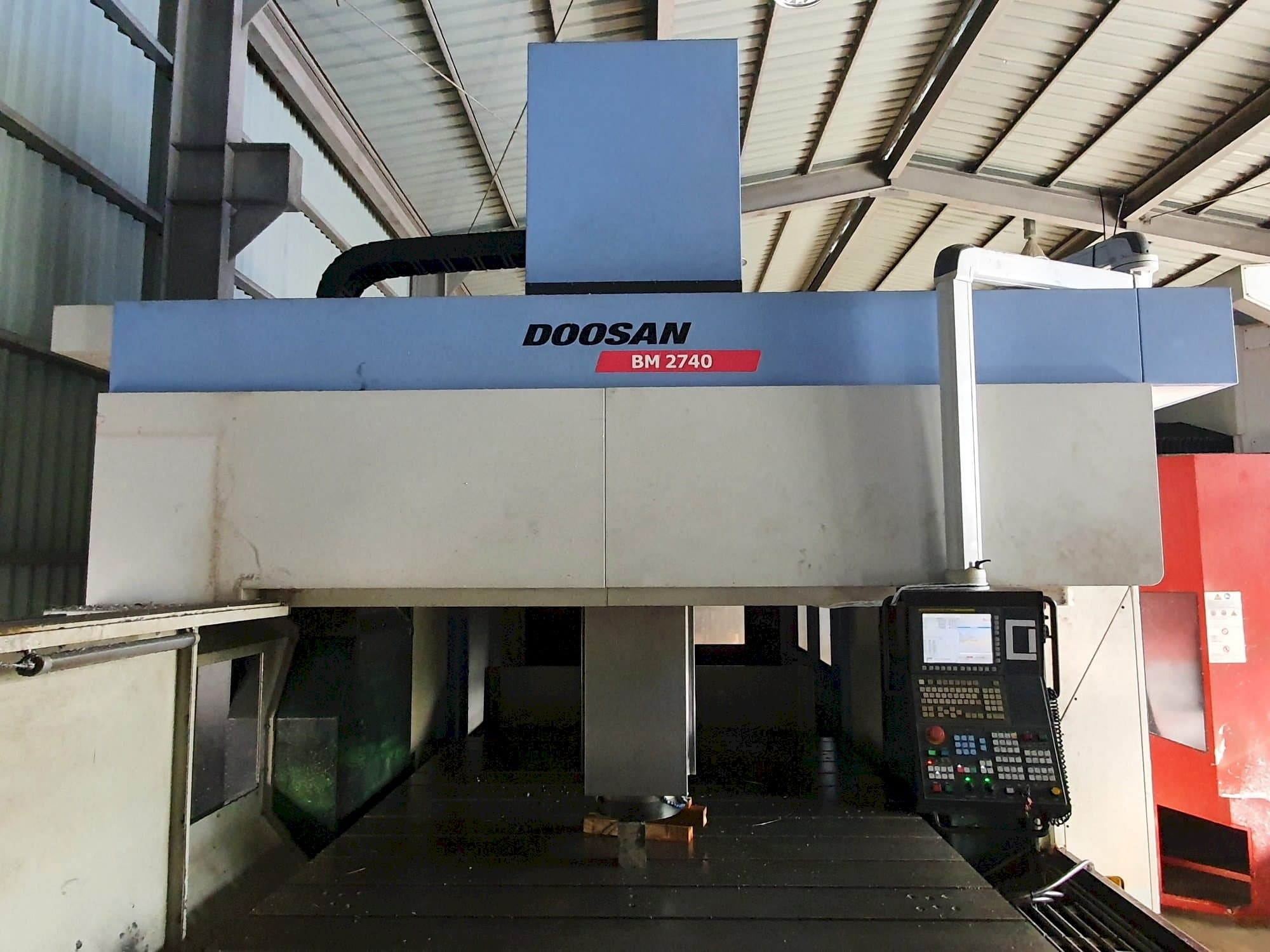Makine Doosan BM2740 - Önden görünüm