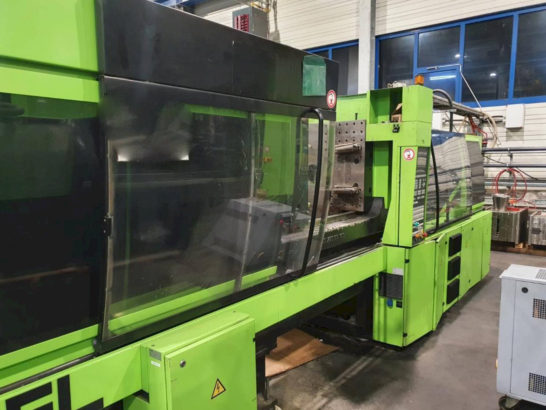 Makine ENGEL Es 1350/250 Hl - Önden görünüm