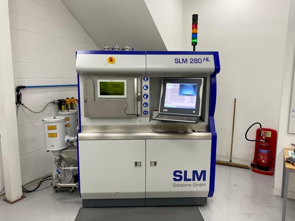 Makine SLM 280 HL - Önden görünüm