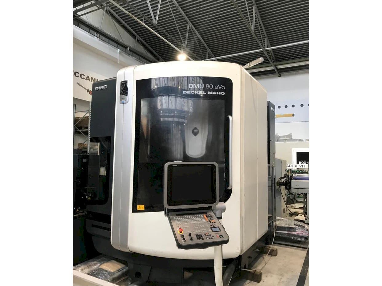 Makine DMG MORI DMU 80 EVO - Önden görünüm