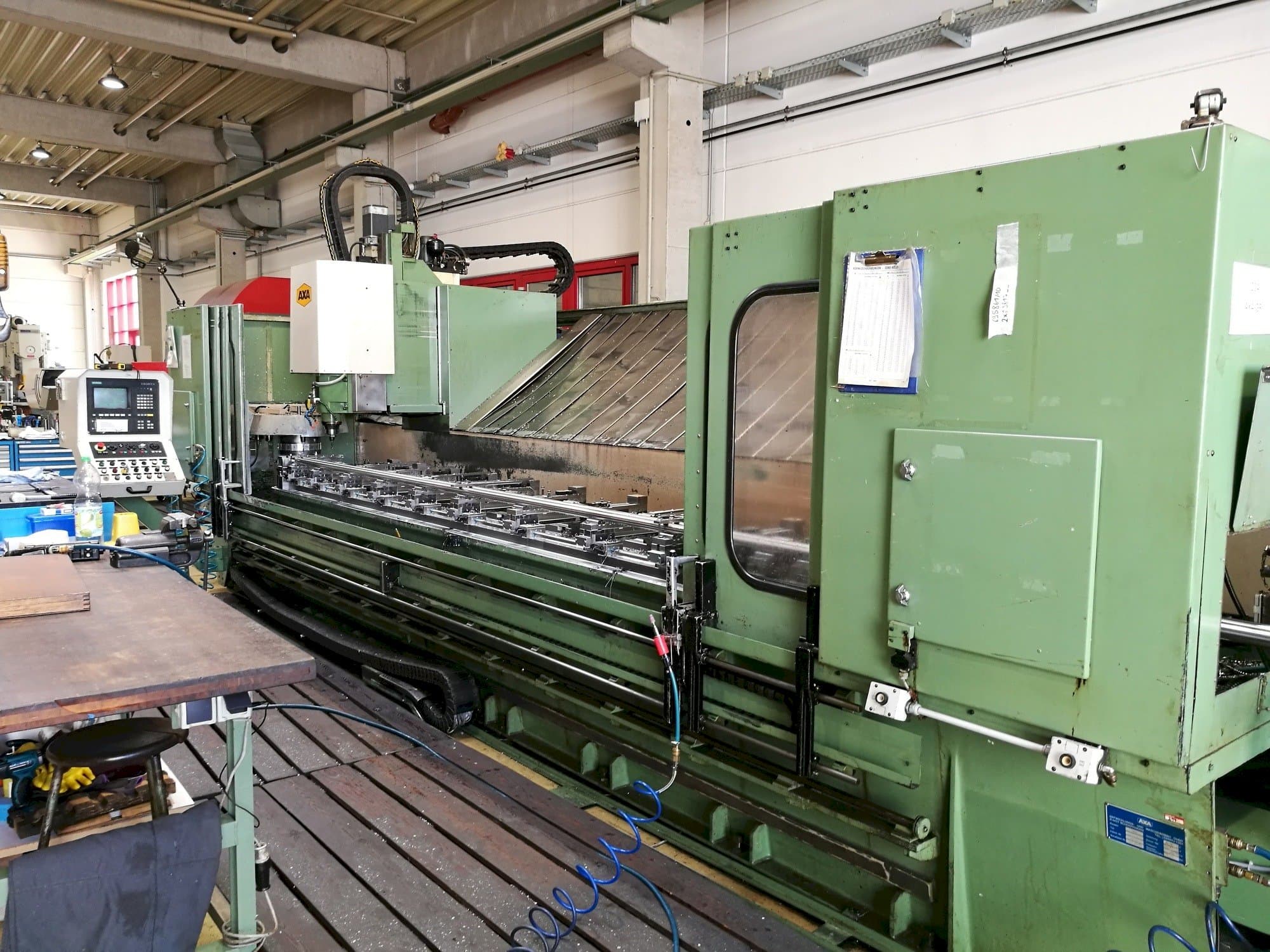 Makine AXA VSC 3 - Önden görünüm