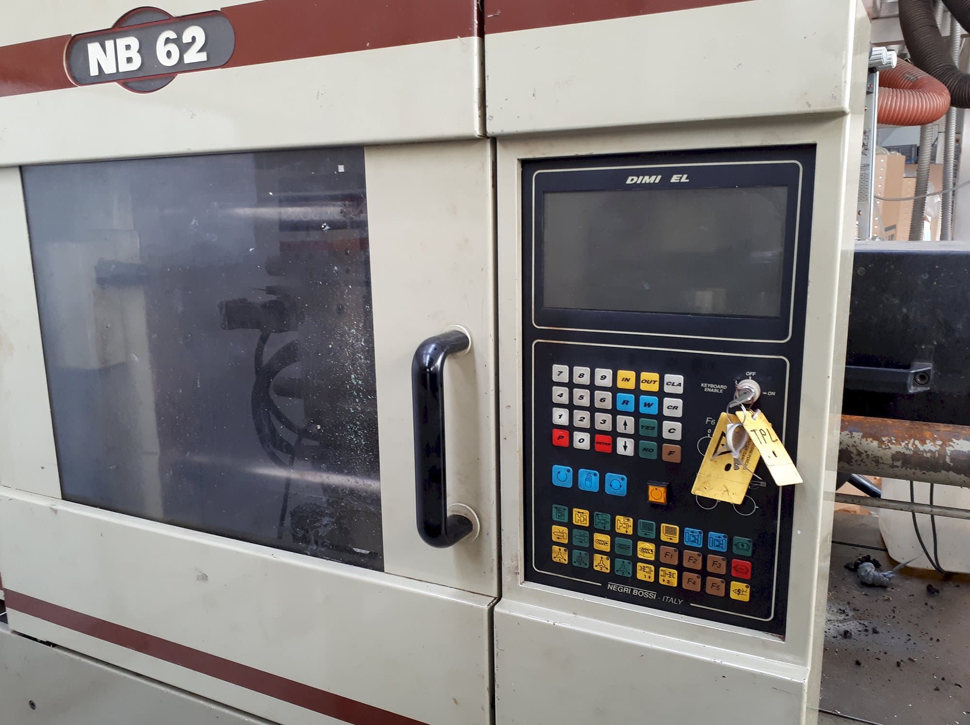 Makine Negri Bossi - Sağdan görünüm NB 62