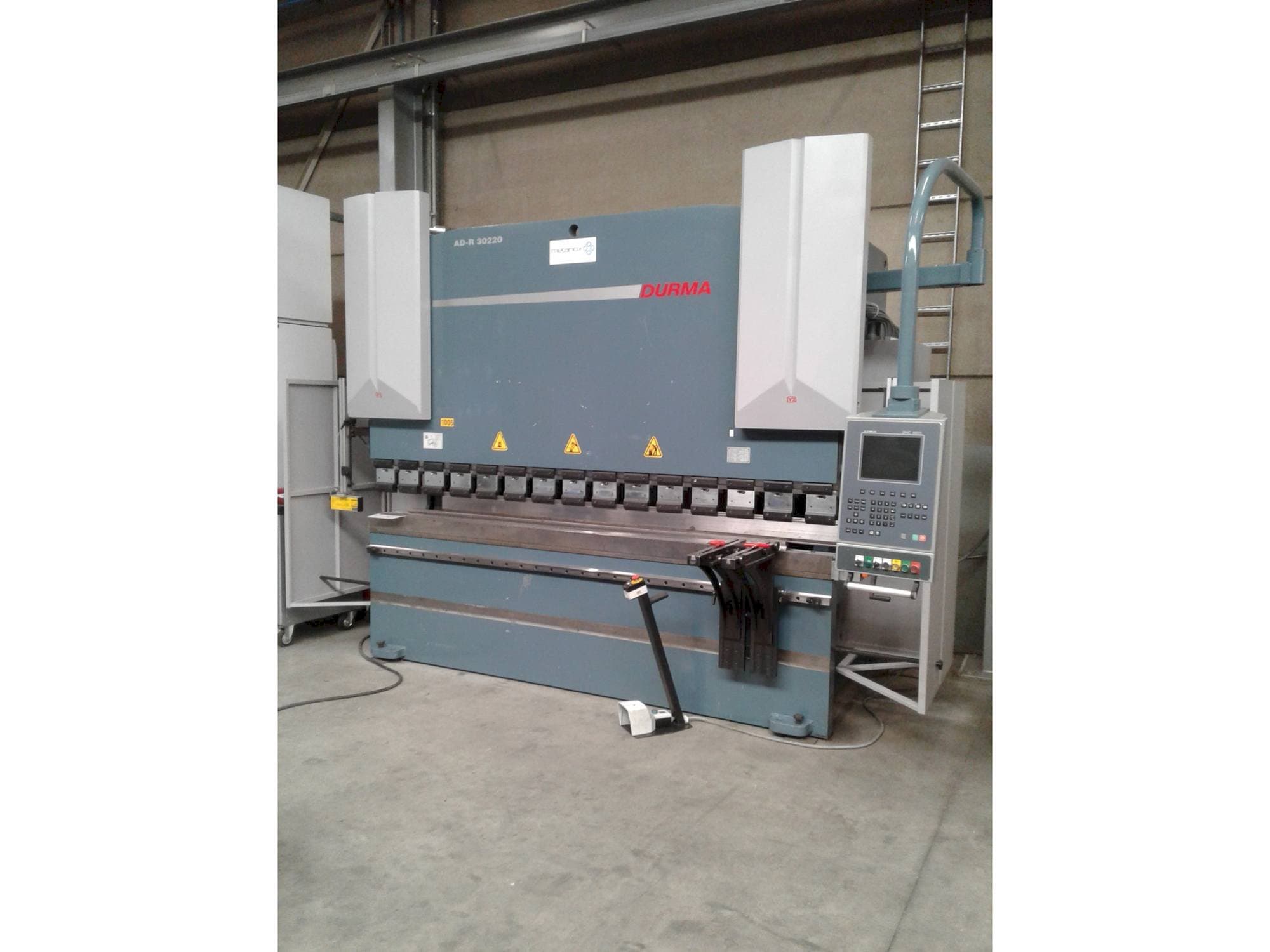 Makine  Durma AD-R 30220 - Önden görünüm