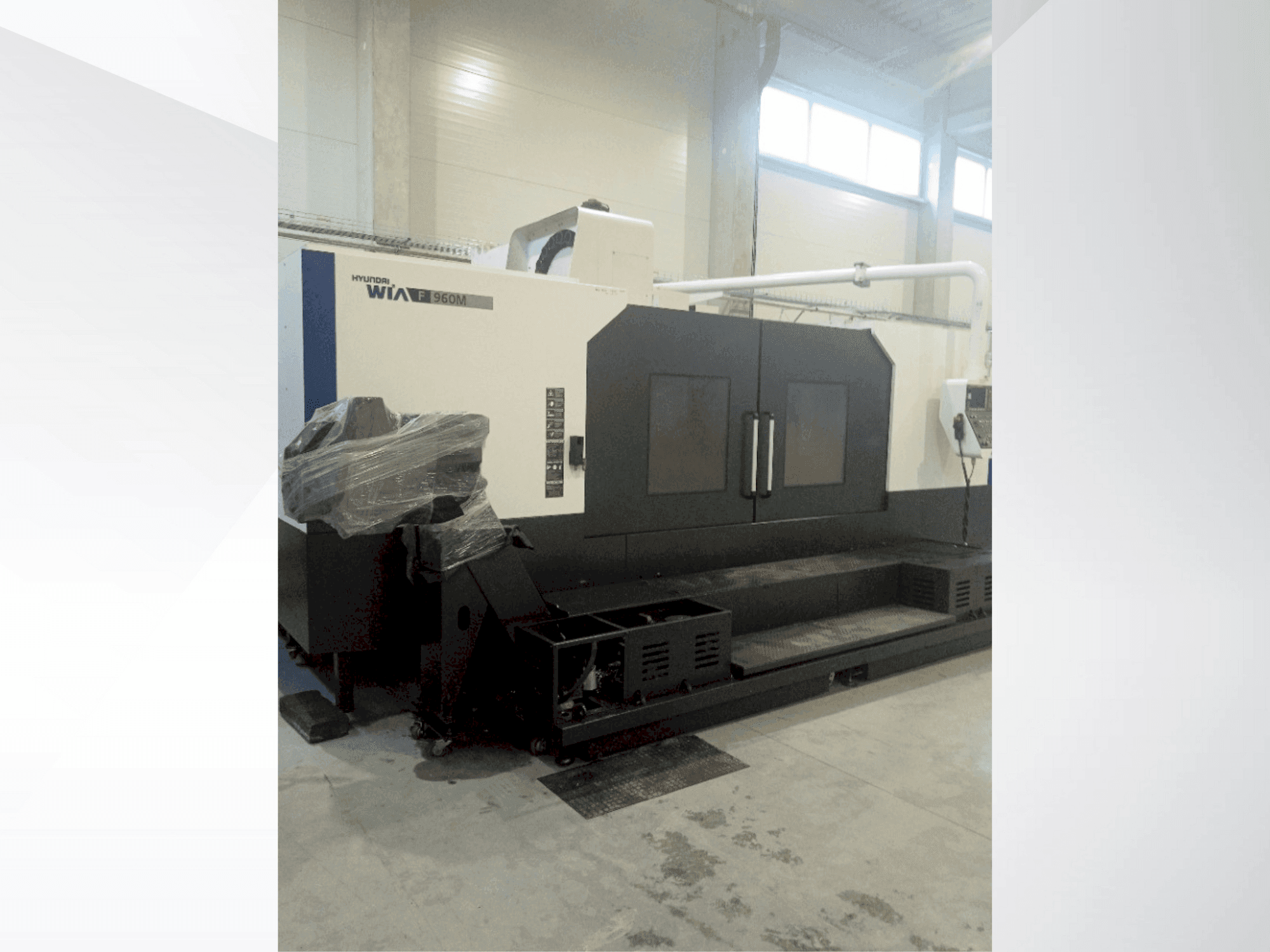 Makine  Hyundai Wia F 960M - Önden görünüm