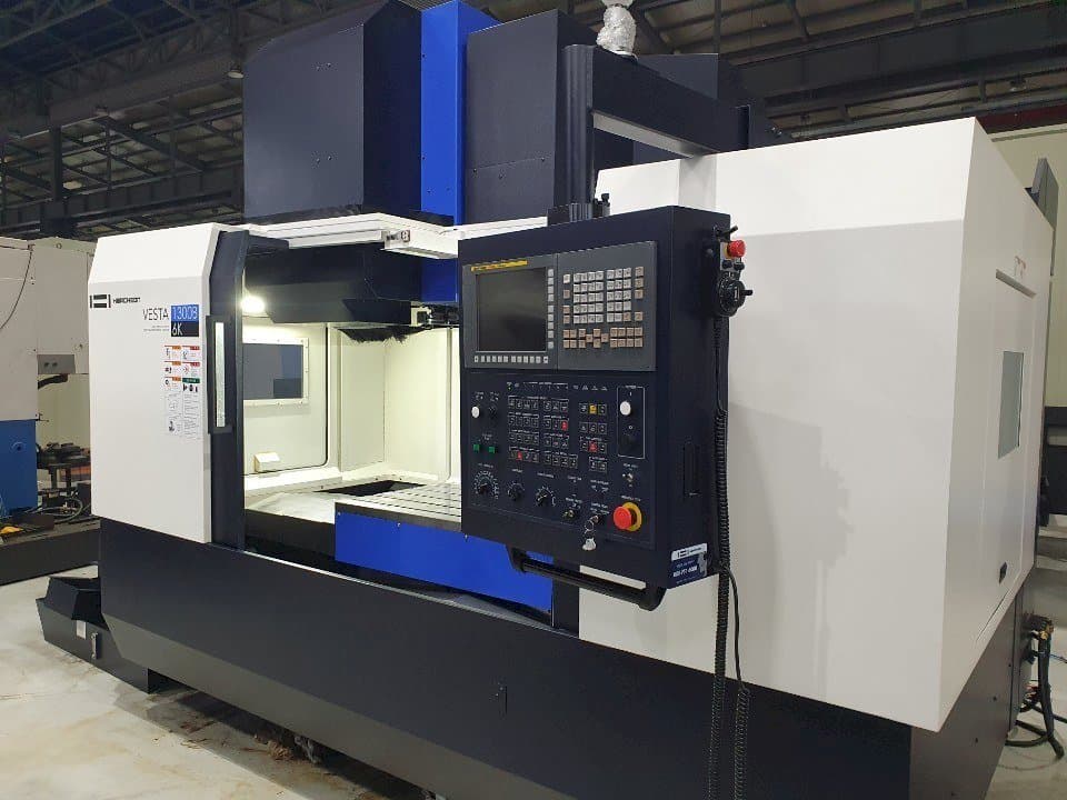 Makine HWACHEON VESTA-1300B - Önden görünüm