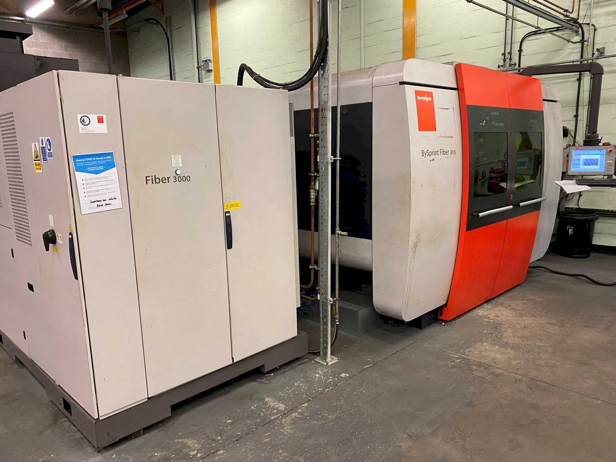 Makine Bystronic BySprint 3015 Fiber - Önden görünüm