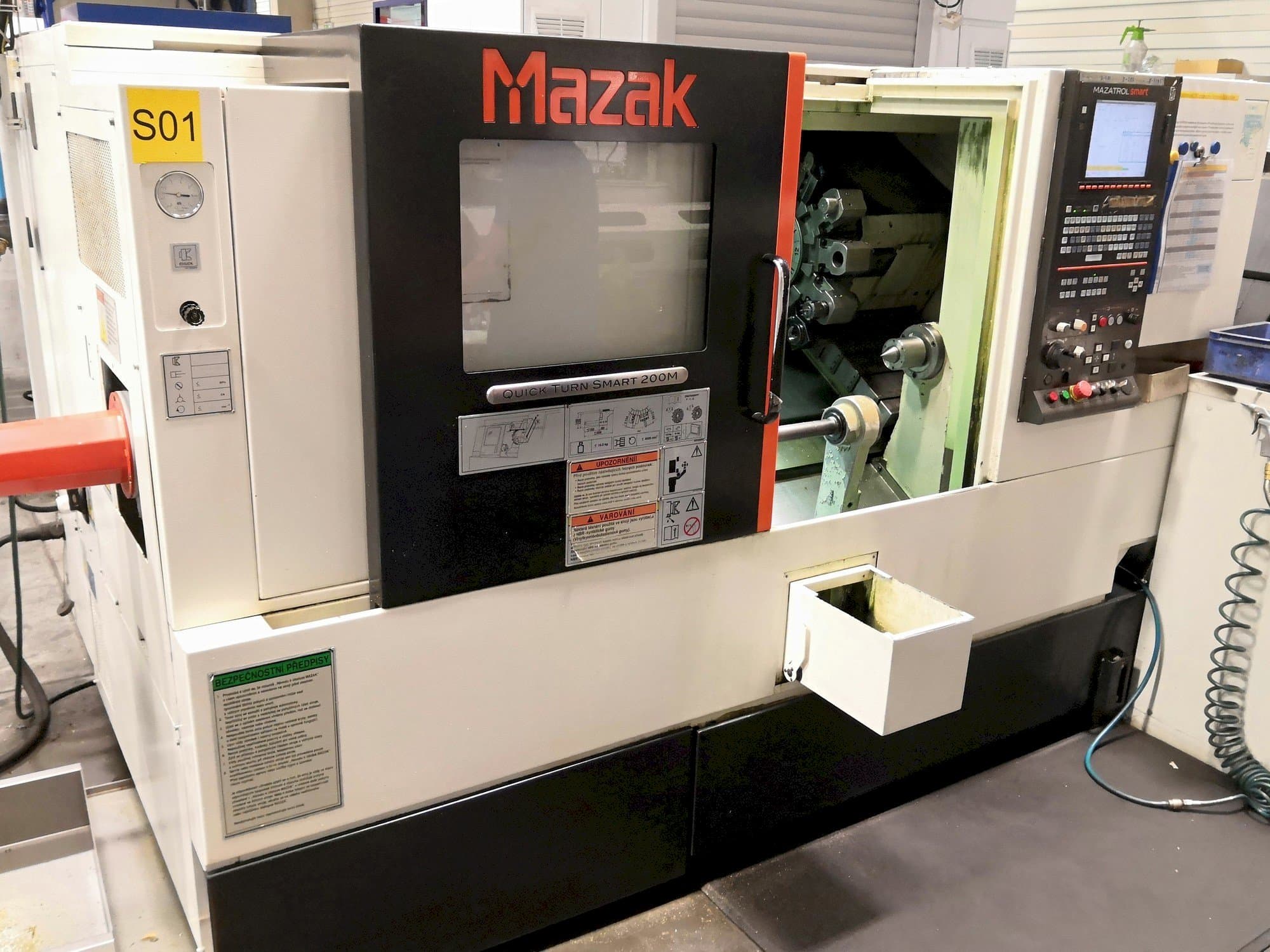 Makine Mazak Quick Turn Smart 200M - Önden görünüm