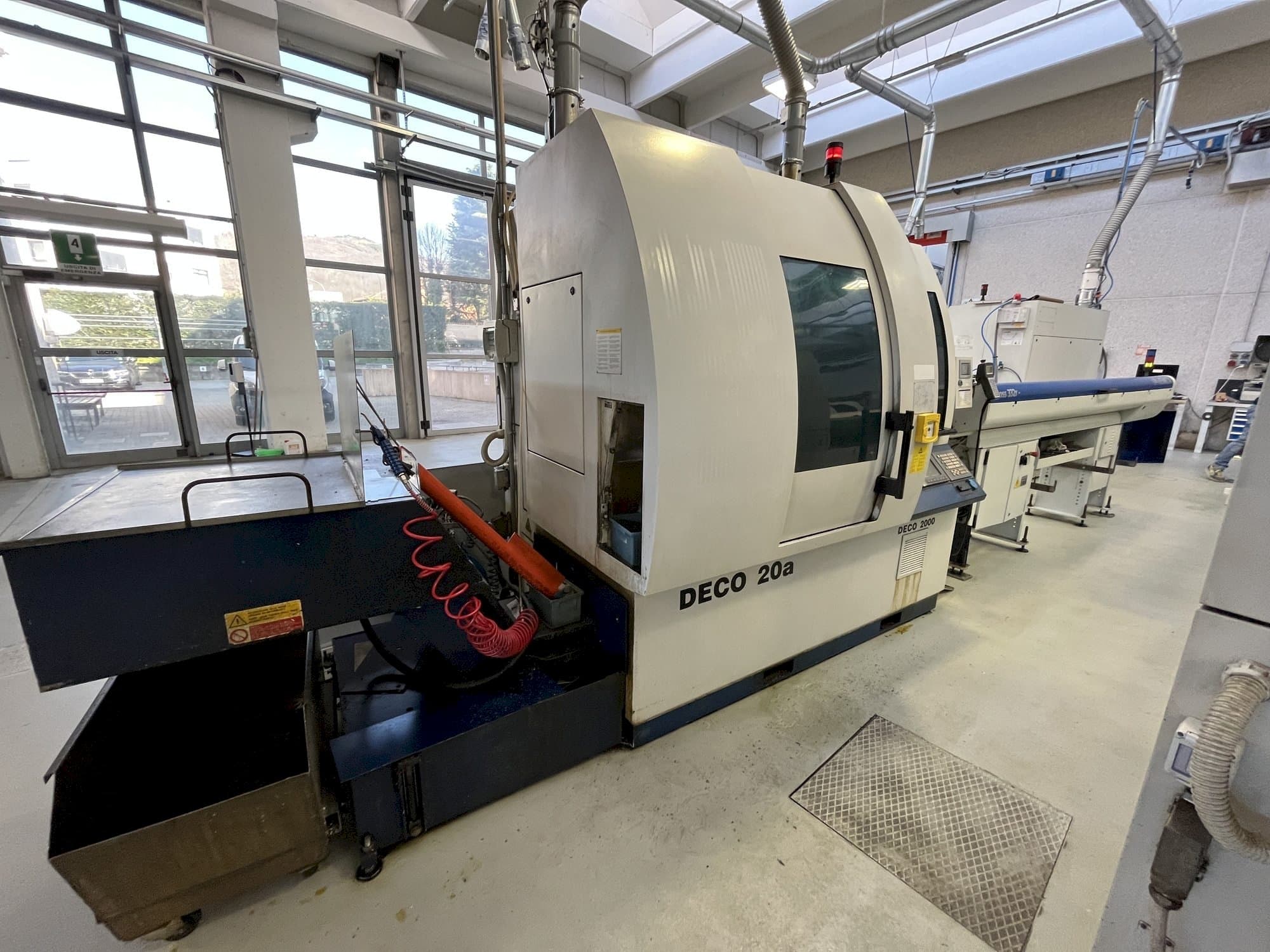 Makine TORNOS DECO 20A - Önden görünüm