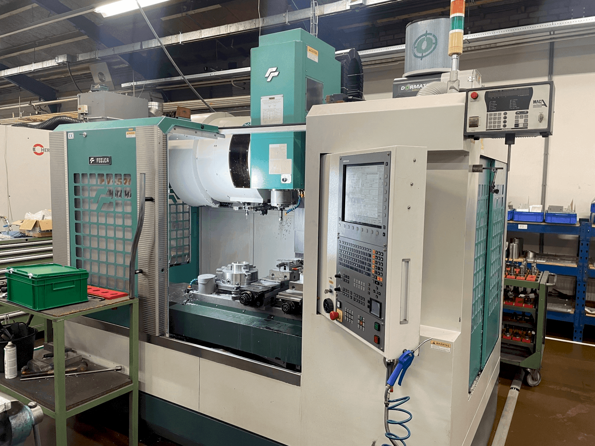 Makine  Feeler EV-520 plus A - Önden görünüm
