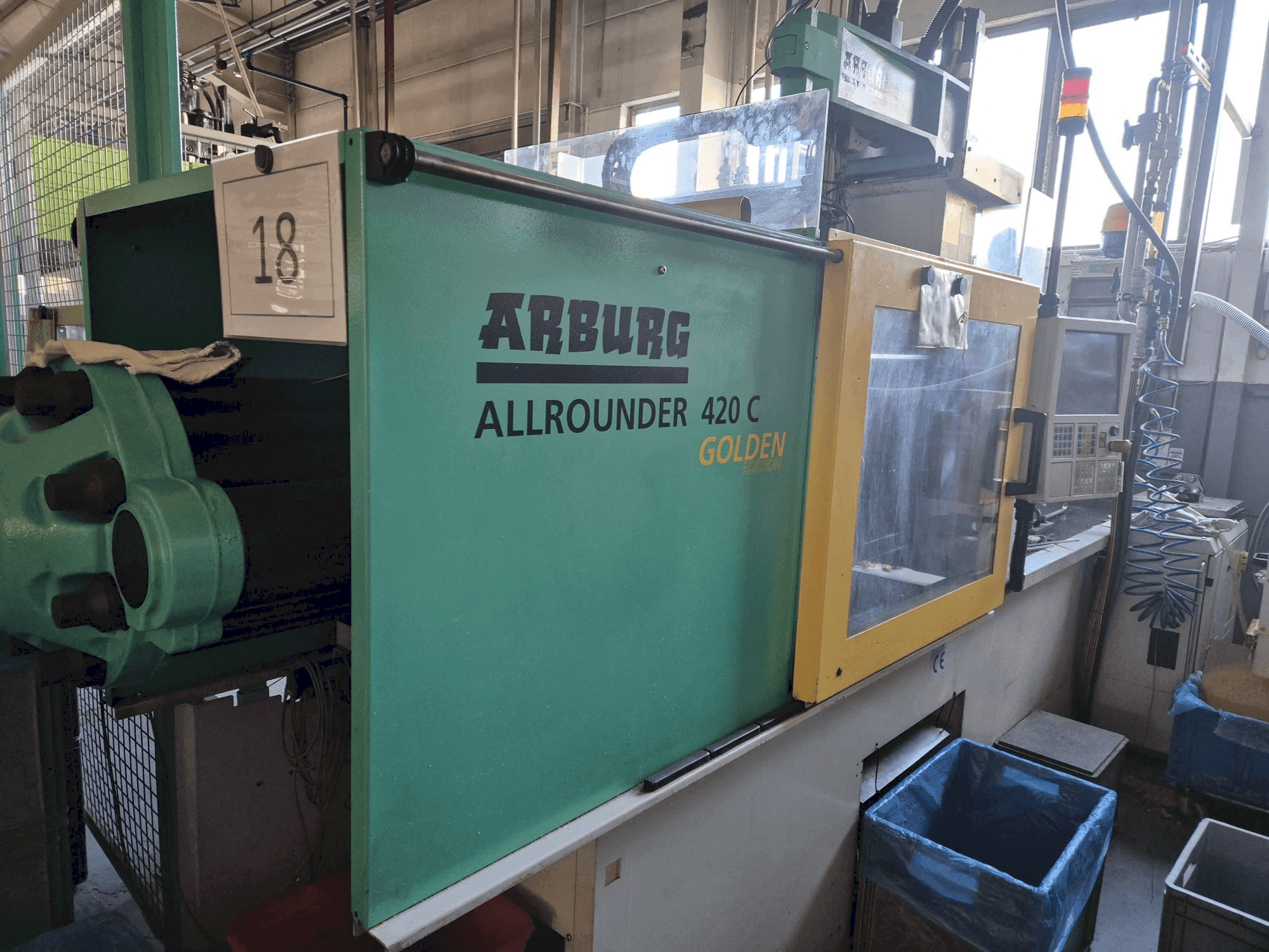 Makine Arburg Allrounder 420 C 1000-290 Golden Edition - Önden görünüm