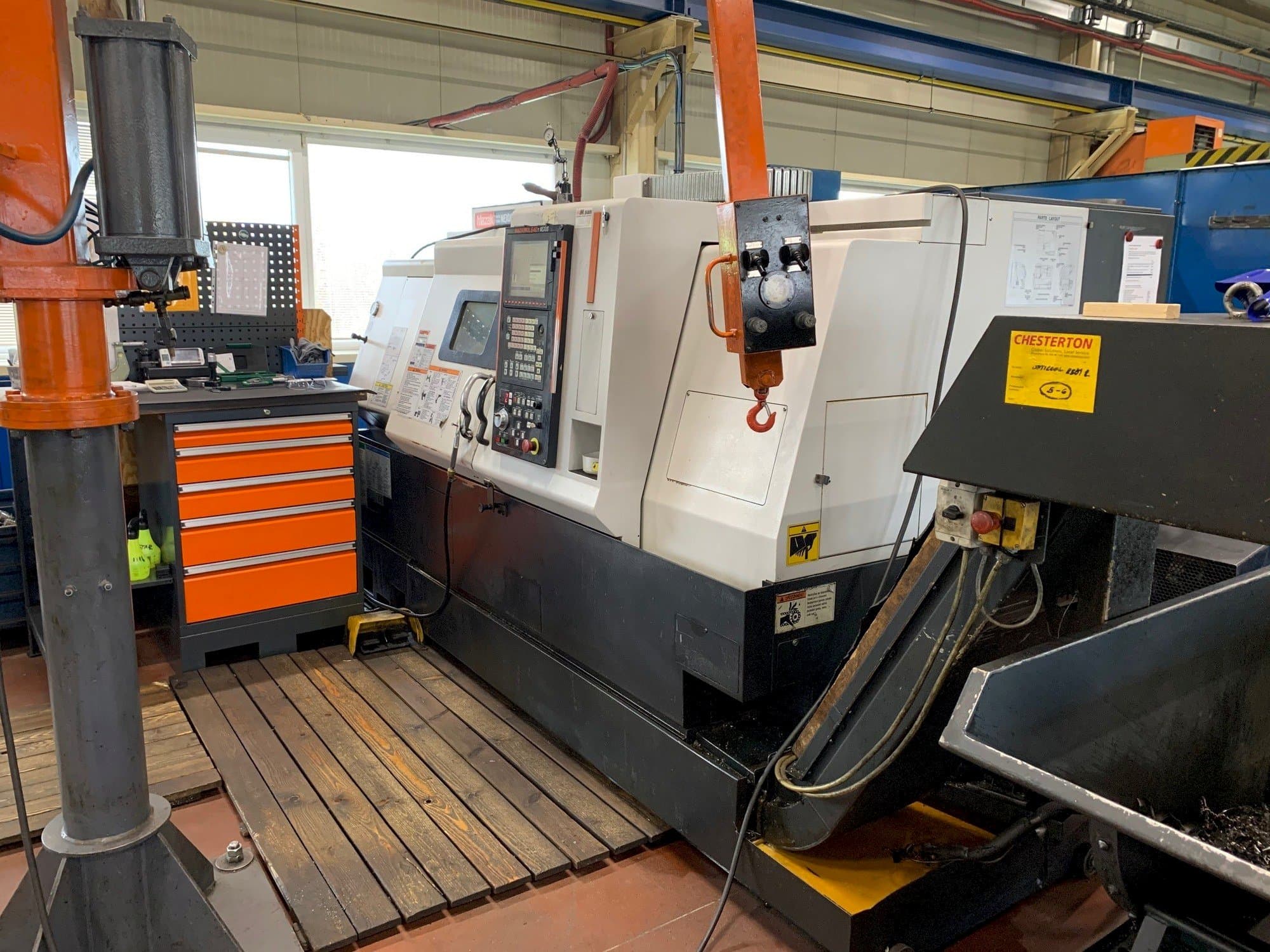Makine Mazak QTN - 250 - Önden görünüm