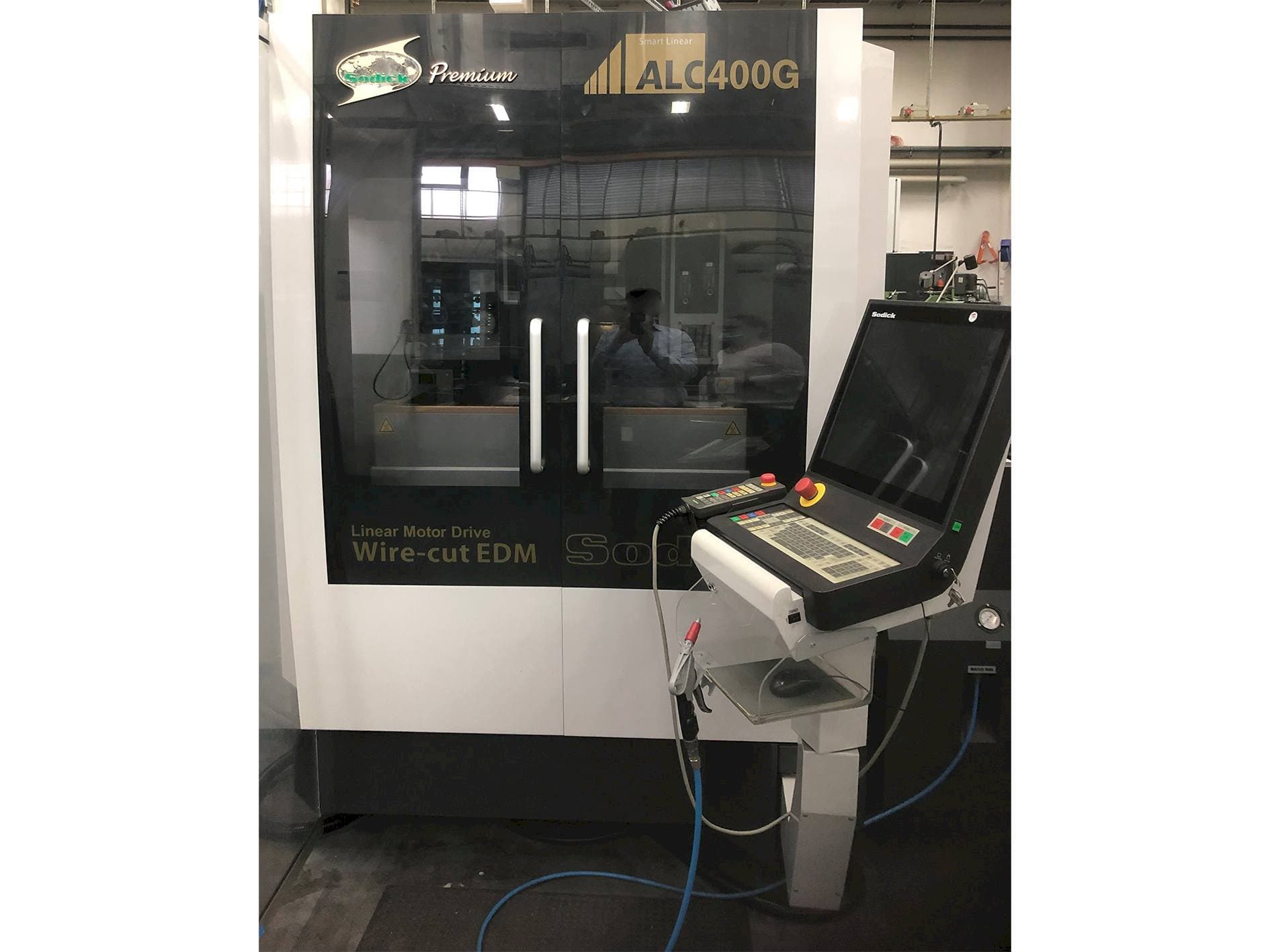 Makine Sodick ALC400G - Önden görünüm