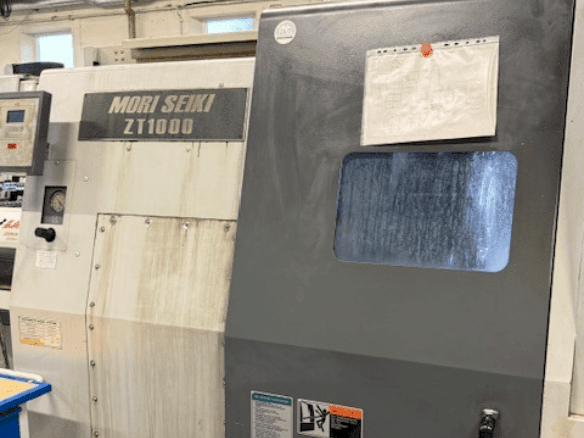 Makine MORI SEIKI ZT1000Y - Önden görünüm