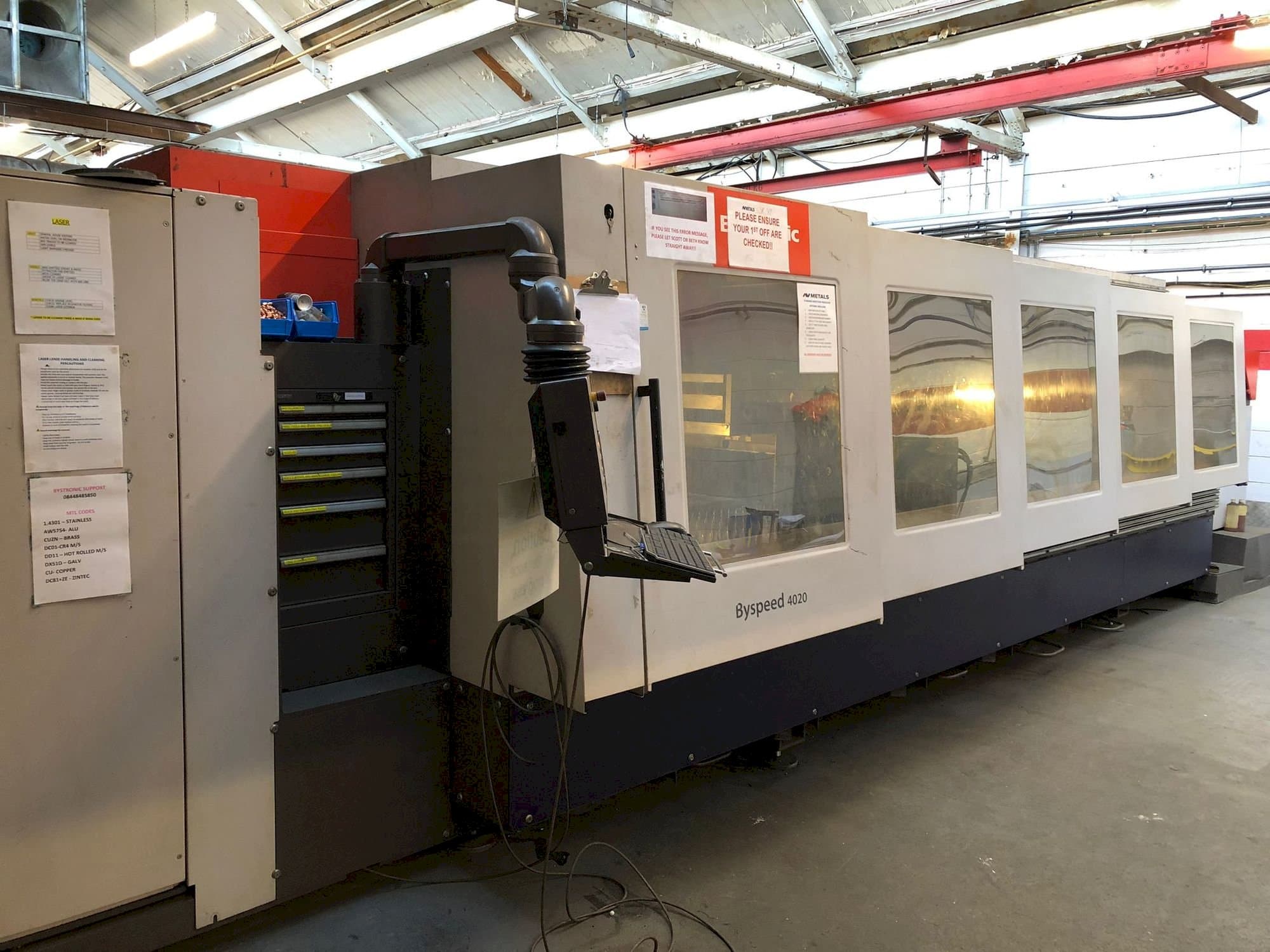 Makine Bystronic BySpeed 4020 - Önden görünüm