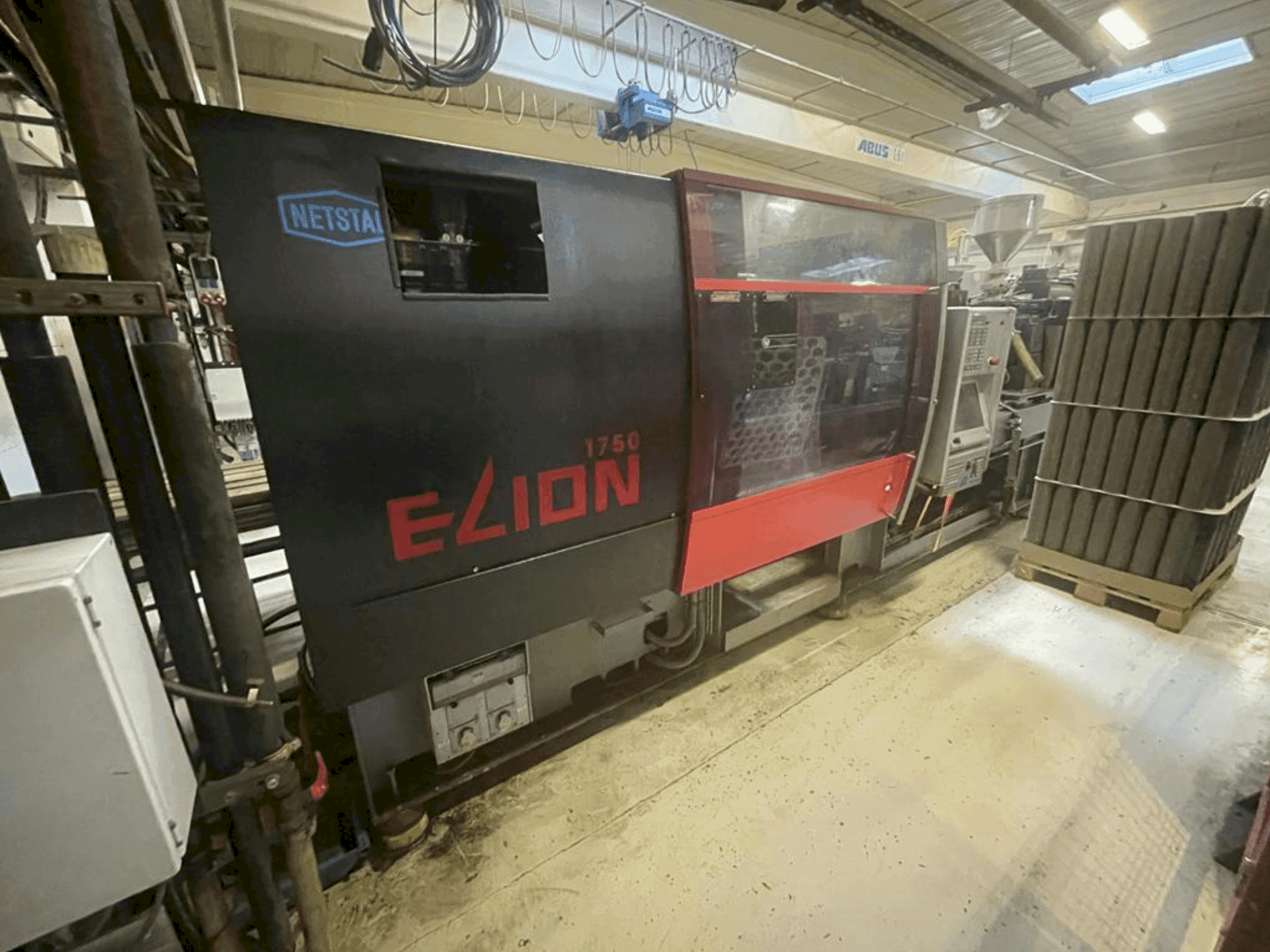 Makine Netstal Elion 1750-840 - Önden görünüm