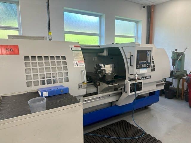 Makine MASCUT AC-2580 - Önden görünüm