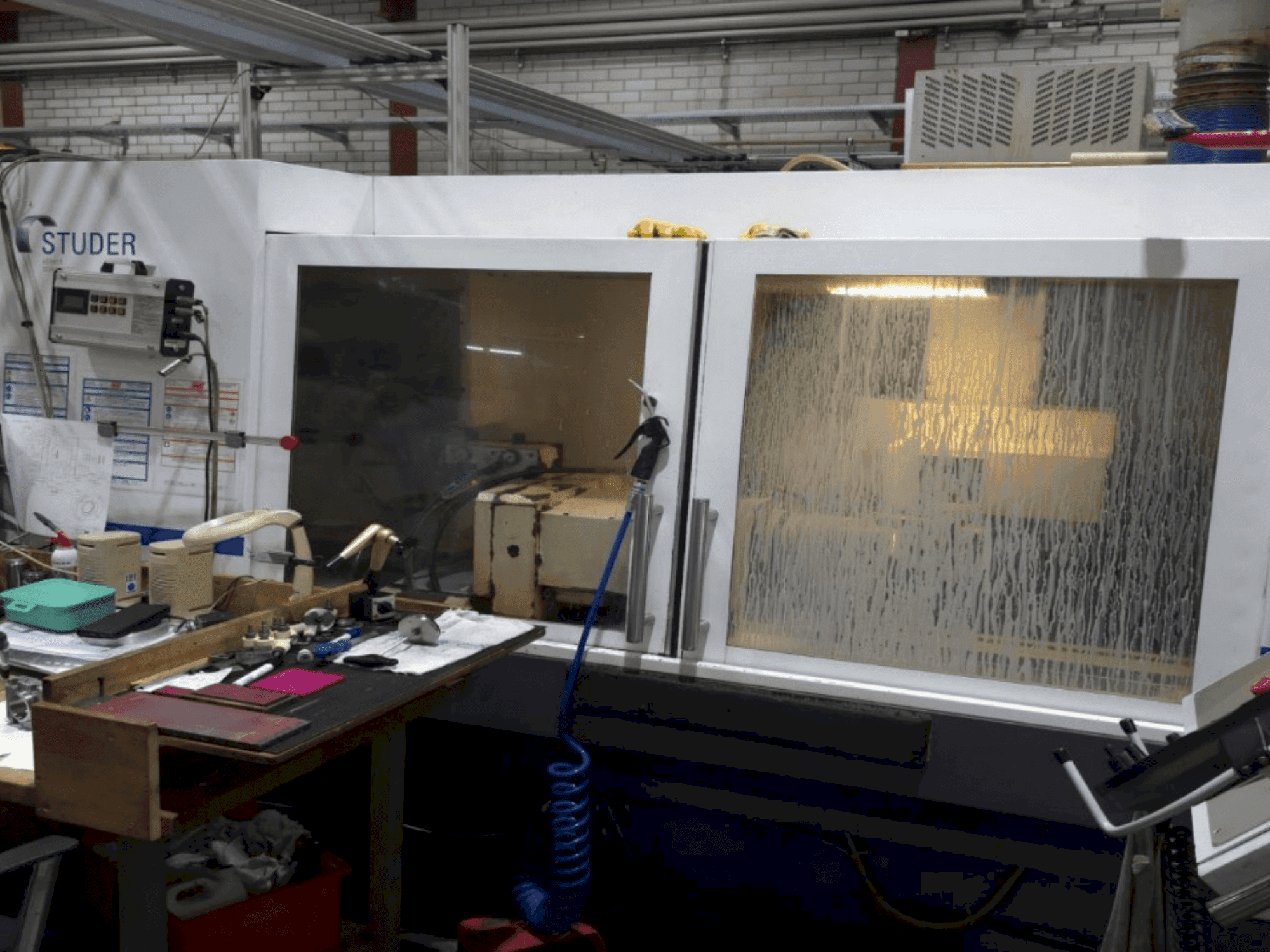 Makine STUDER S31 - Önden görünüm