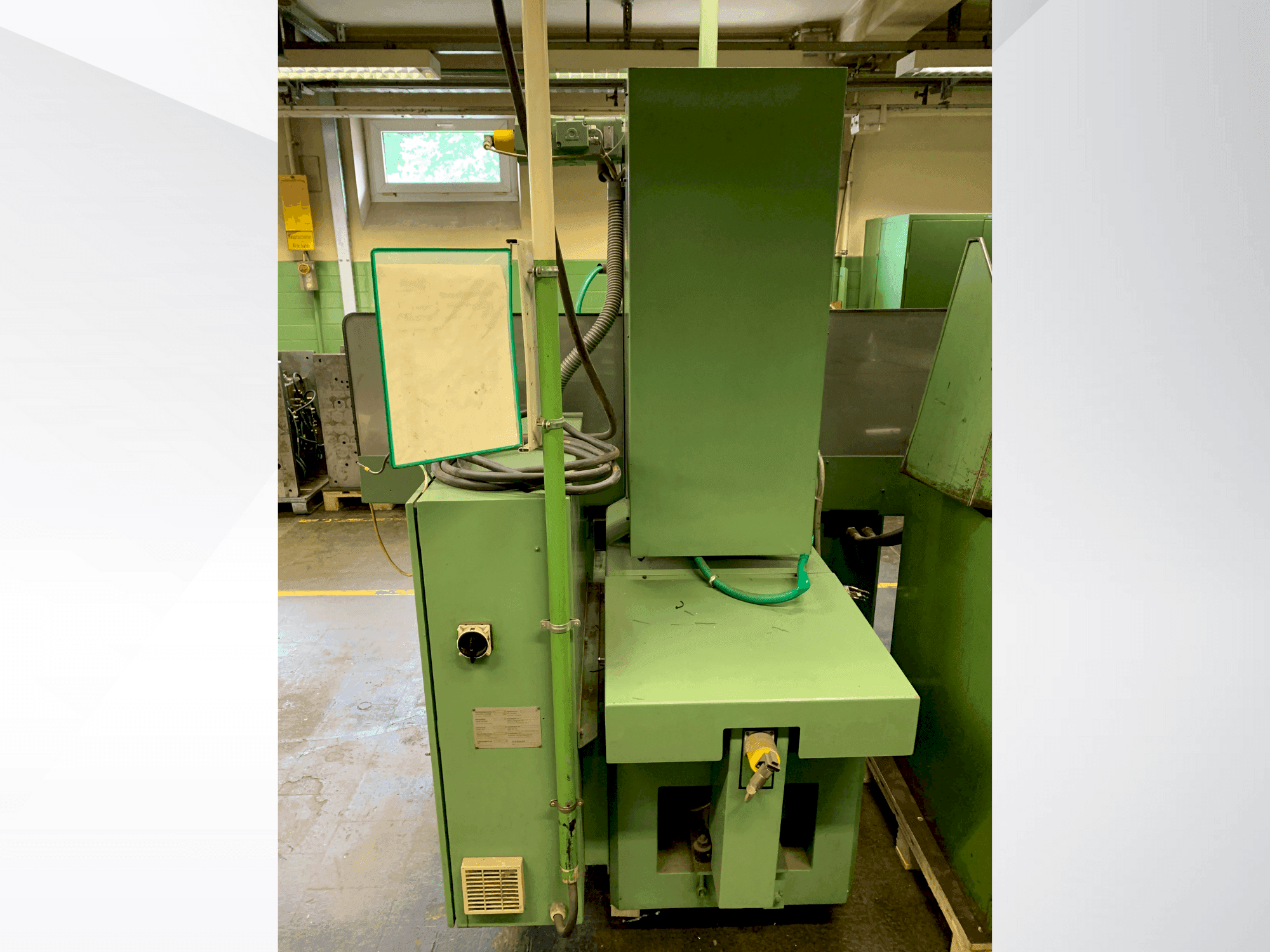 Makine  ELB Optimat - Önden görünüm