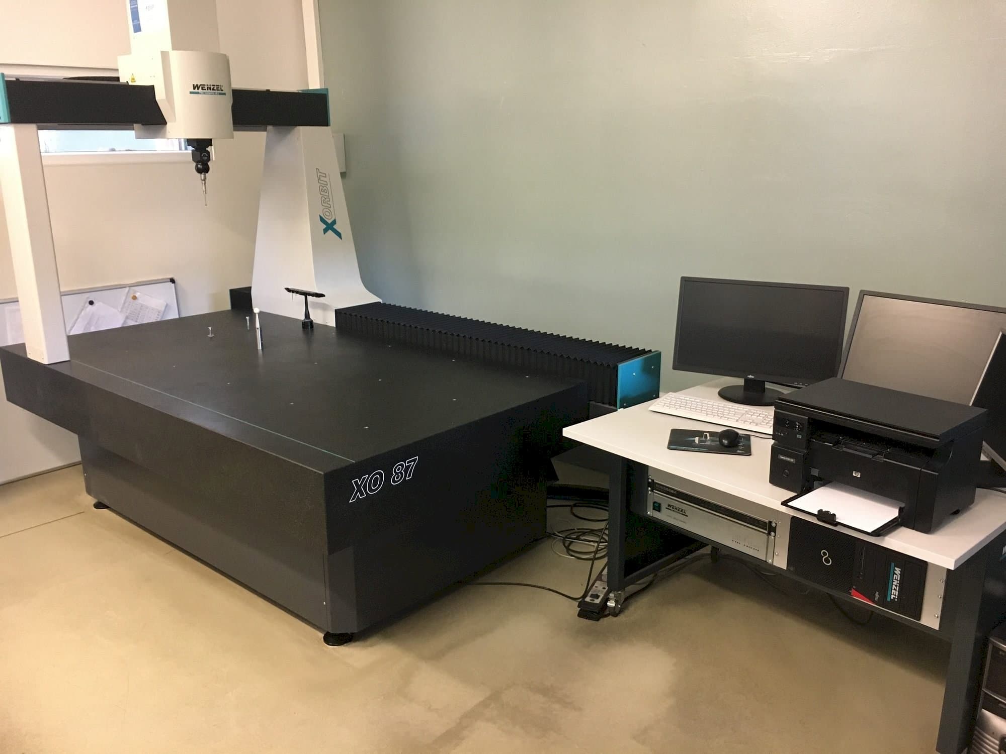 Makine Wenzel X-Orbit 800 / 1000 / 700 CNC - Önden görünüm