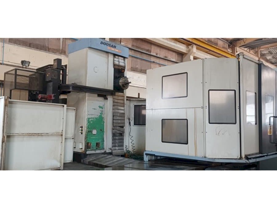 Makine Doosan DBC 130P - Önden görünüm