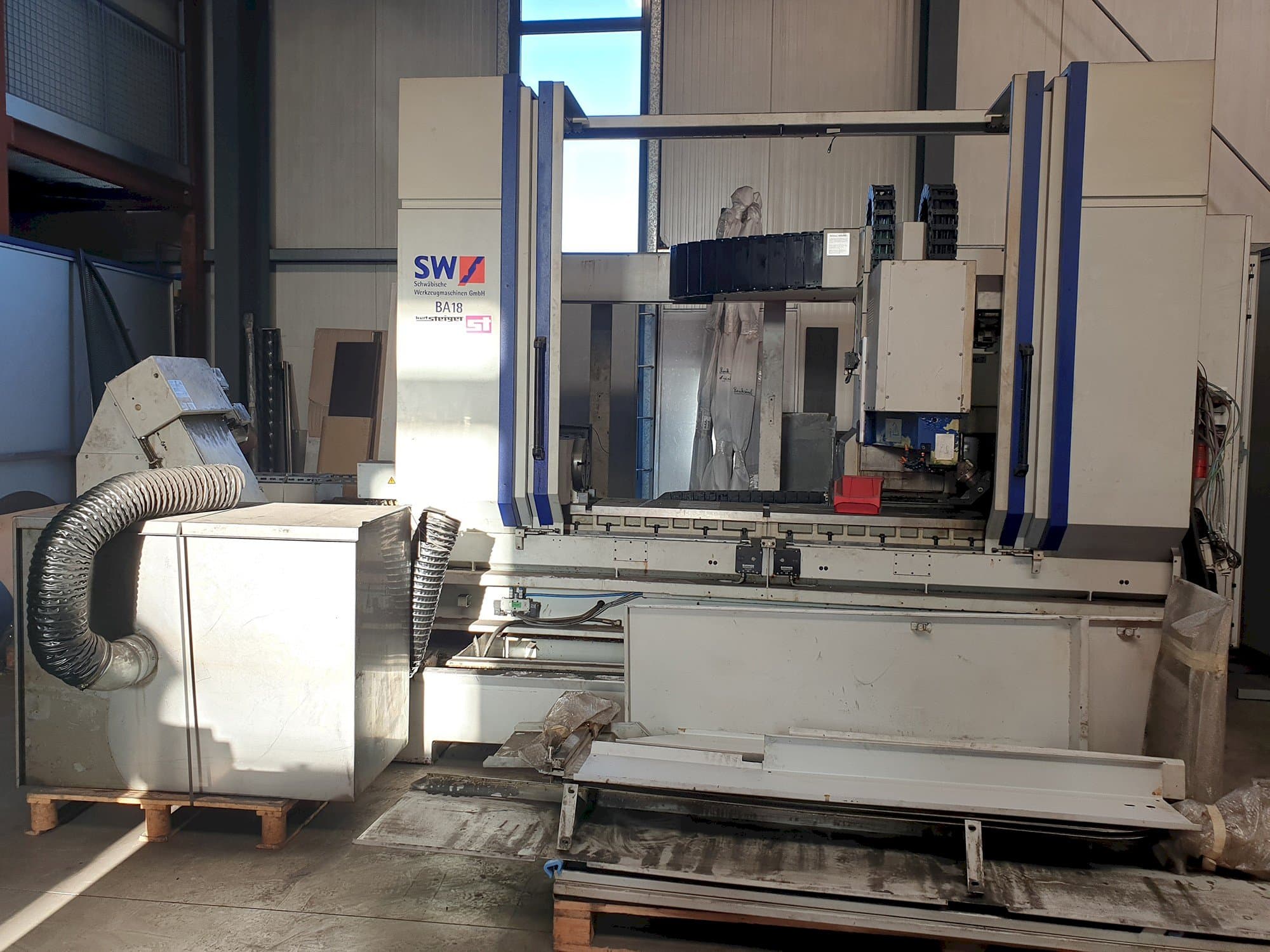 Makine  Schwäbische Werkzeugmaschinen - Önden görünüm BA 18
