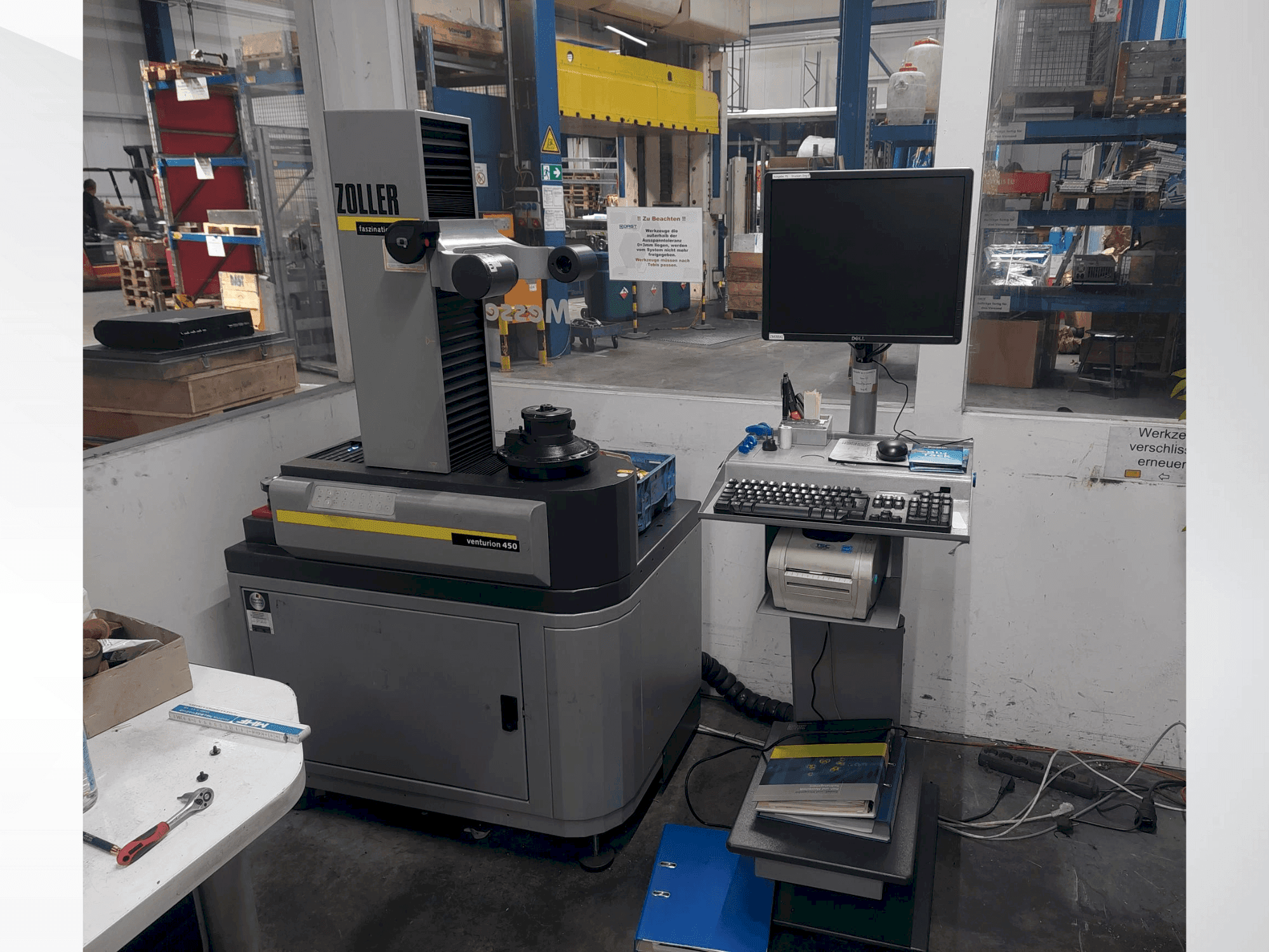 Makine Zoller venturion 450 - Önden görünüm