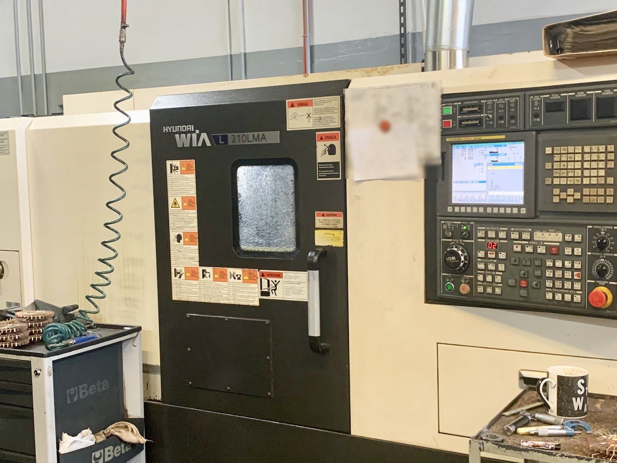 Makine Hyundai Wia L210LMA - Önden görünüm