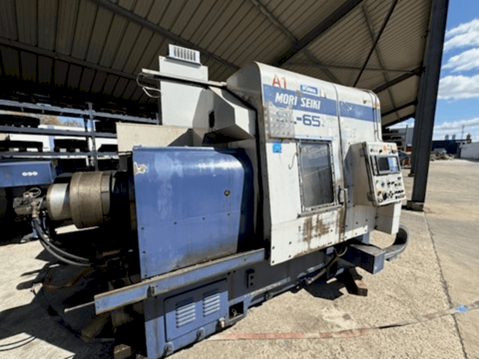 Makine MORI SEIKI SL-65C - Önden görünüm