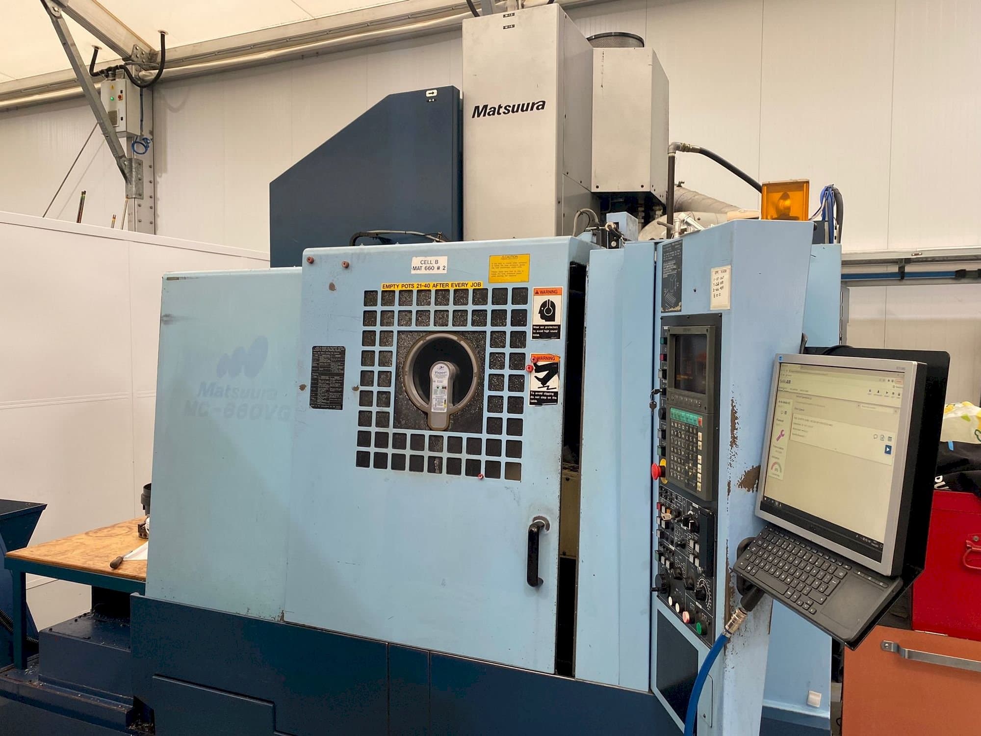 Makine Matsuura MC-660VG - Önden görünüm
