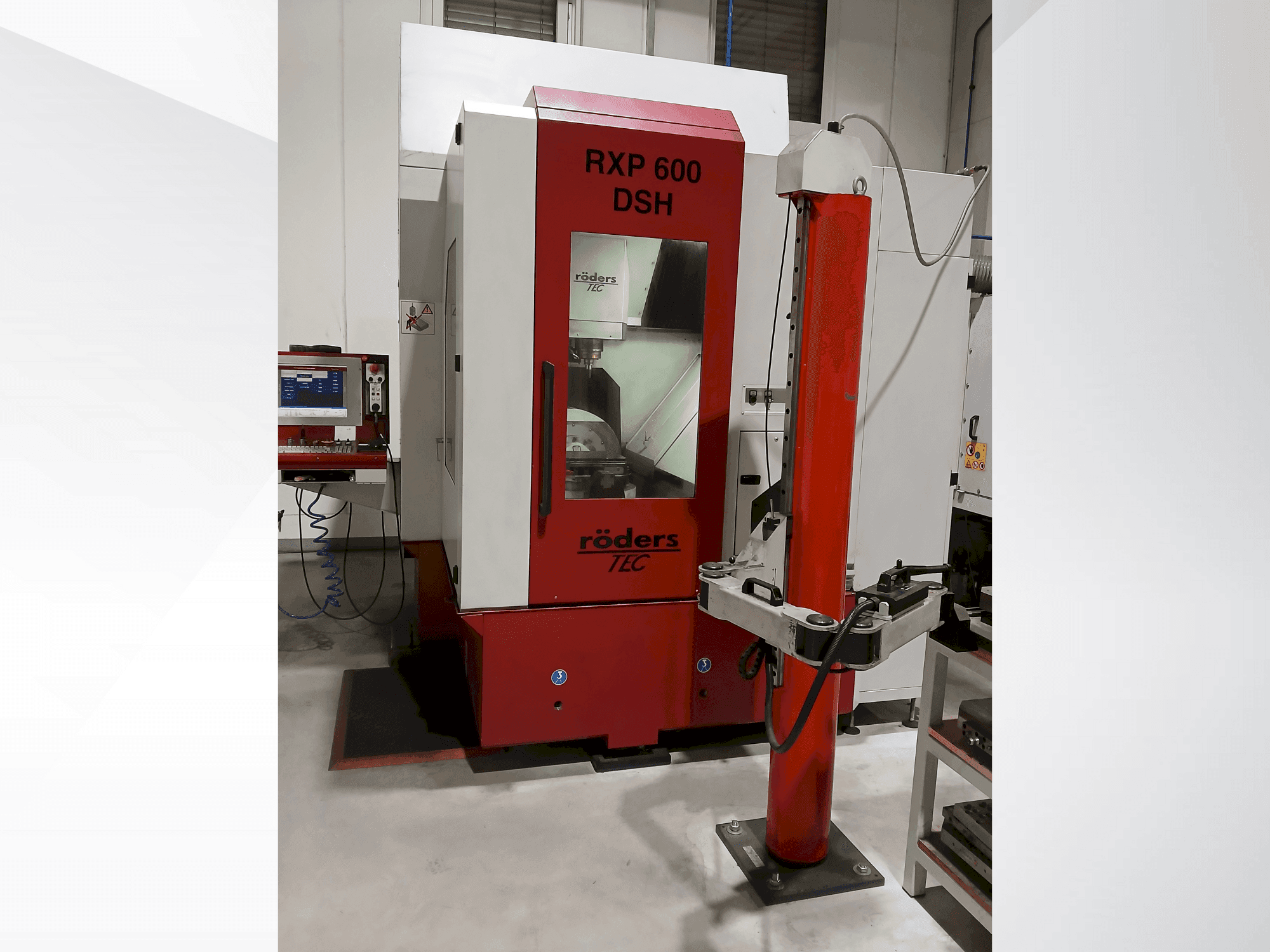 Makine  Röders TEC RXP 600 DSH - Önden görünüm