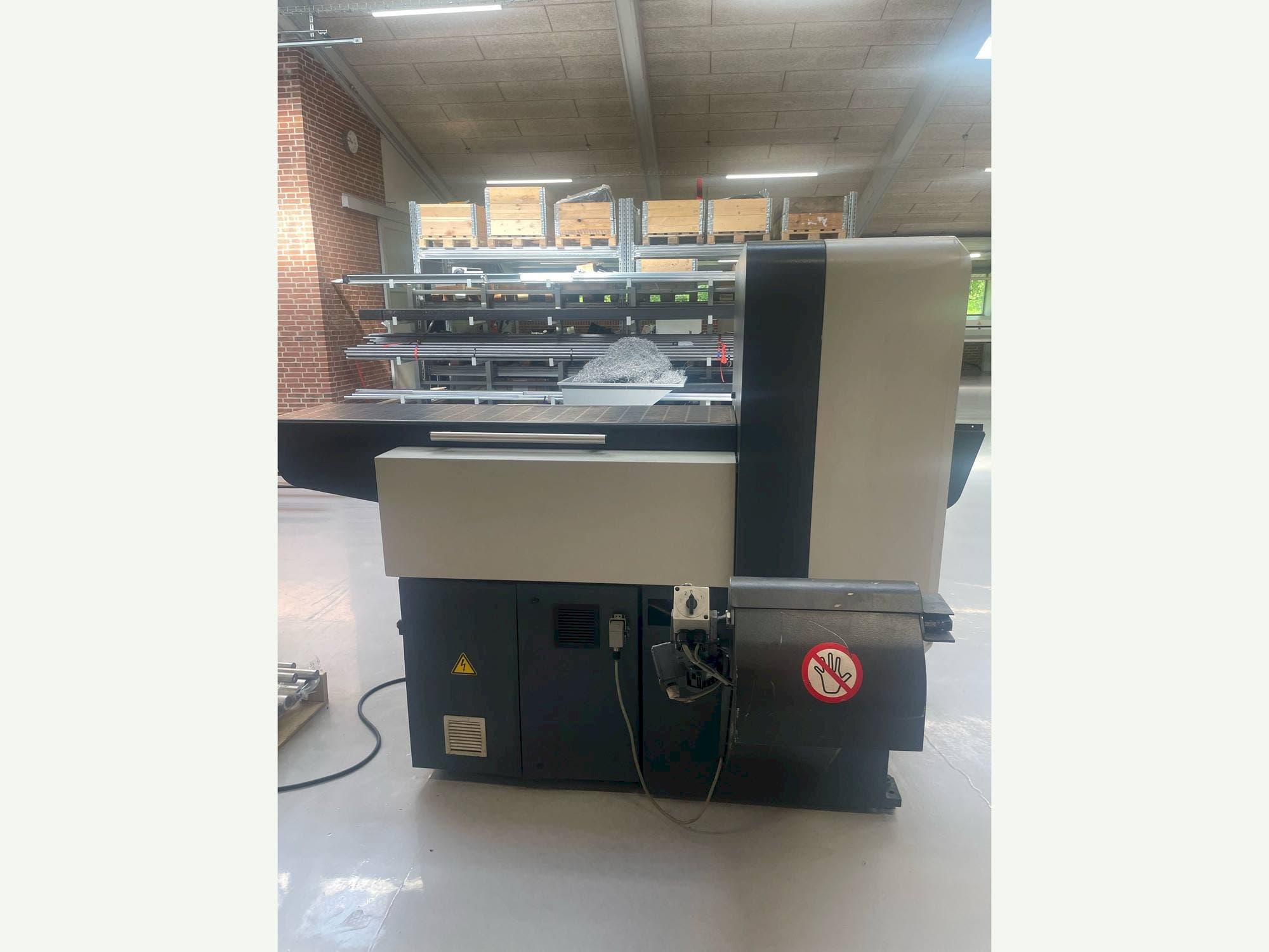 Makine KASTO Verto A2 - Önden görünüm