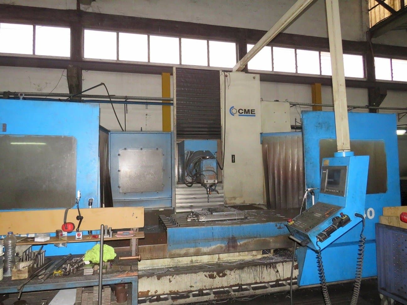 Makine  CME HZ40 - Önden görünüm