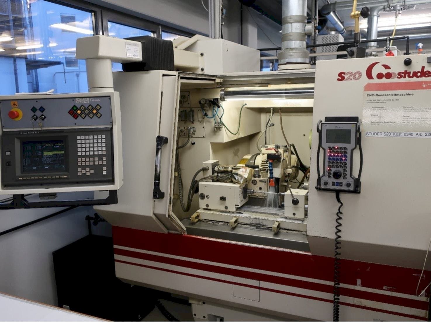 Makine STUDER S20-CNC - Önden görünüm