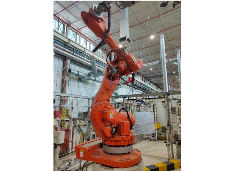 Makine ABB IRB 6600-175/2.55 - Sol taraftaki görüntü