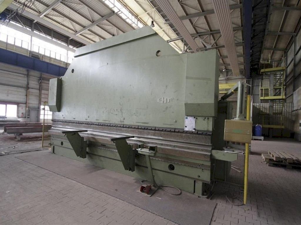 Makine EHT Variopress 250 60 - Sağ taraf görünümü