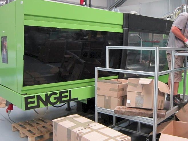 Makine ENGEL ES 2050/300 HL-V - Önden görünüm