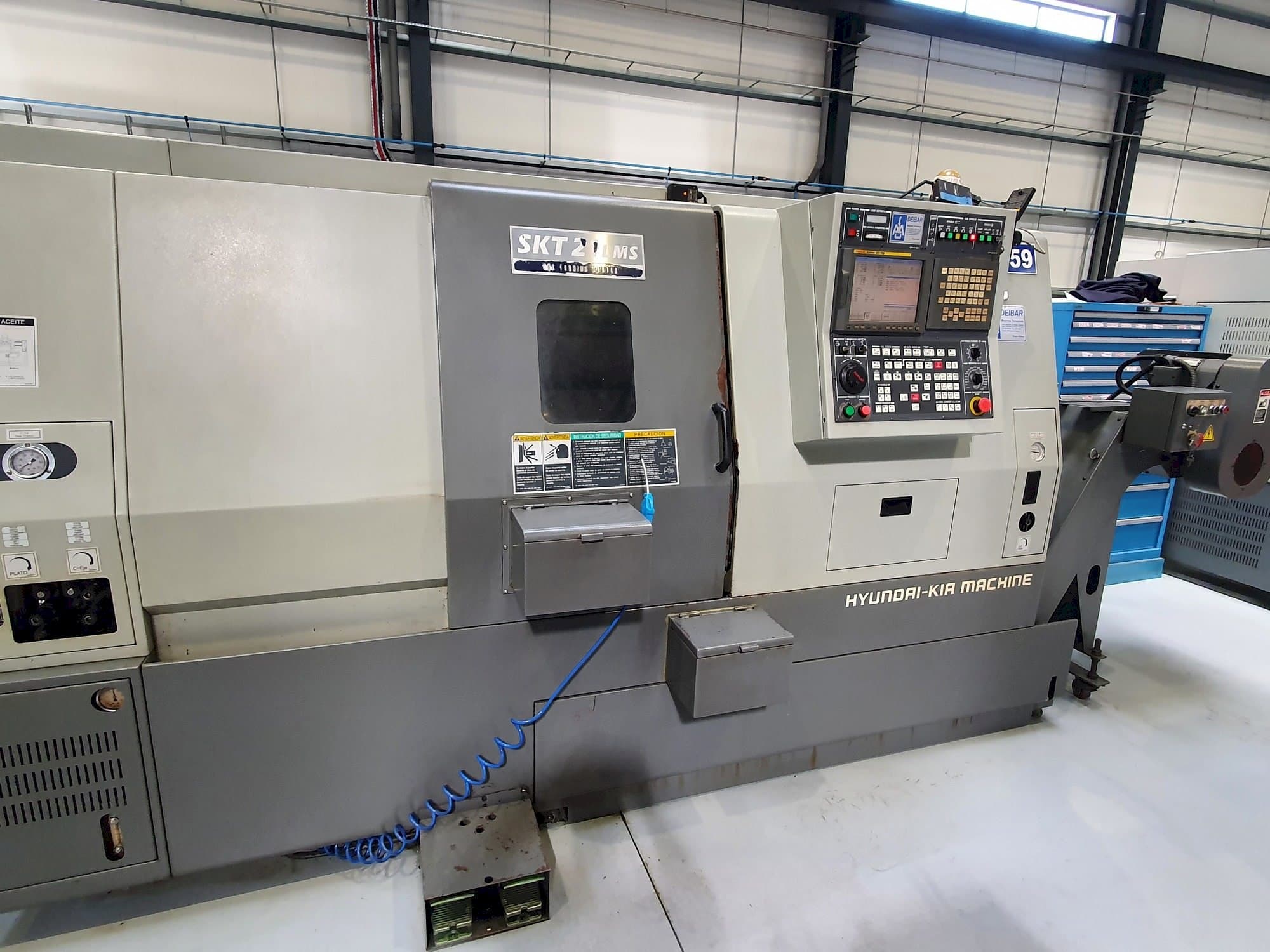 Makine Hyundai SKT21LMS - Önden görünüm