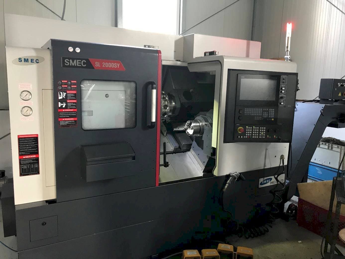 Makine SMEC SL2000 - Önden görünüm