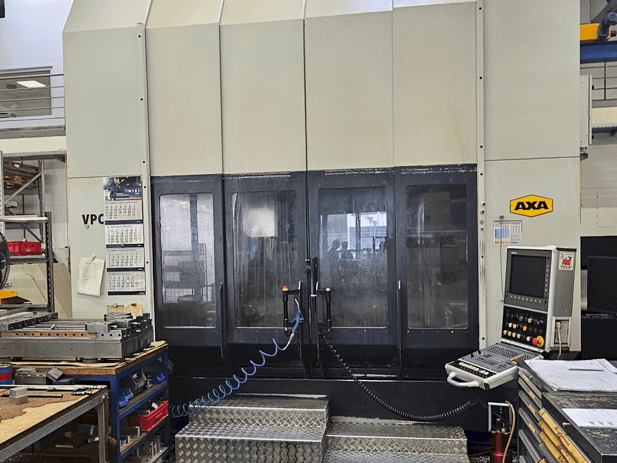 Makine AXA VPC-40-U - Önden görünüm