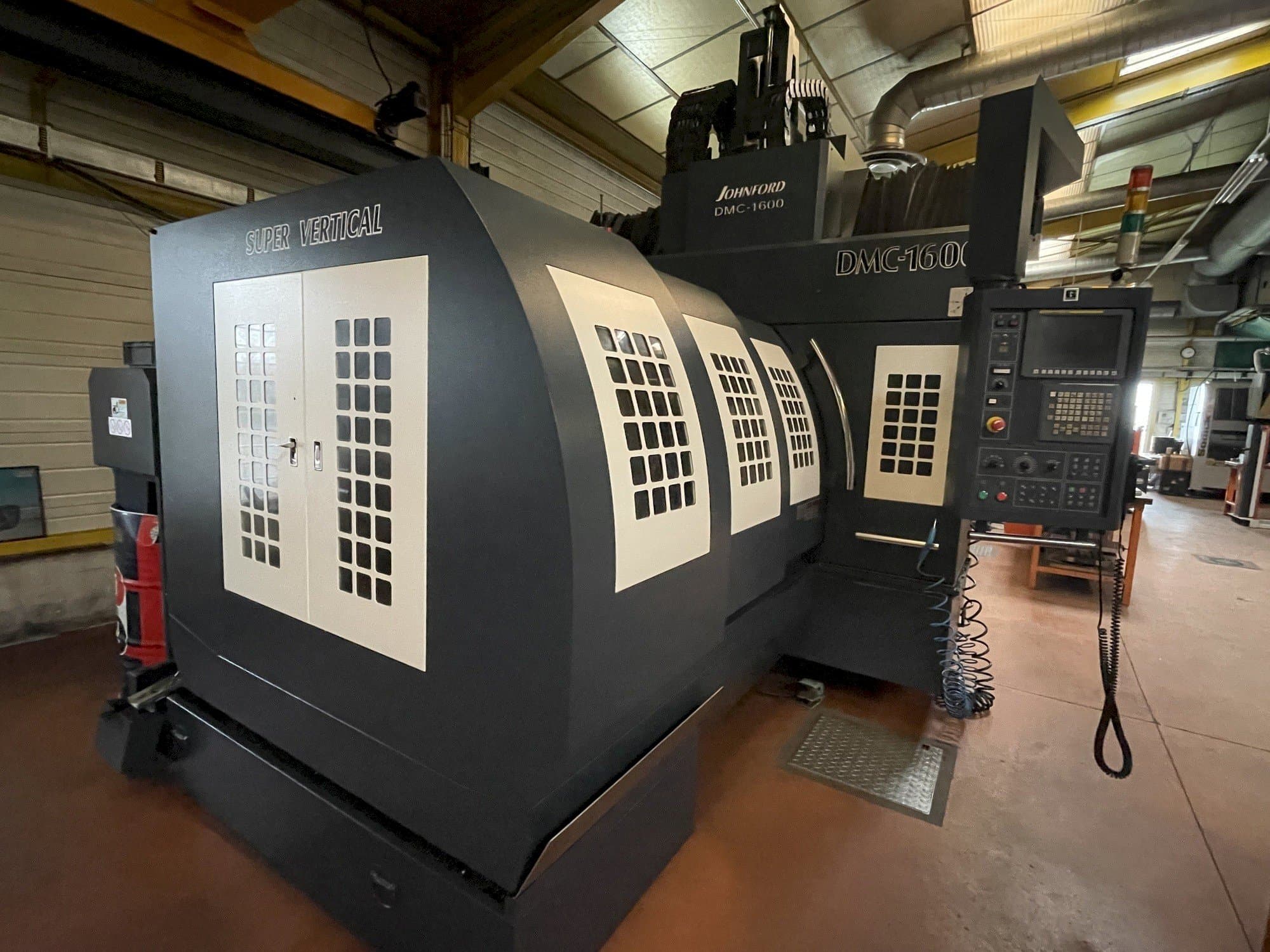 Makine Johnford DMC 1600 - Sol görünüm