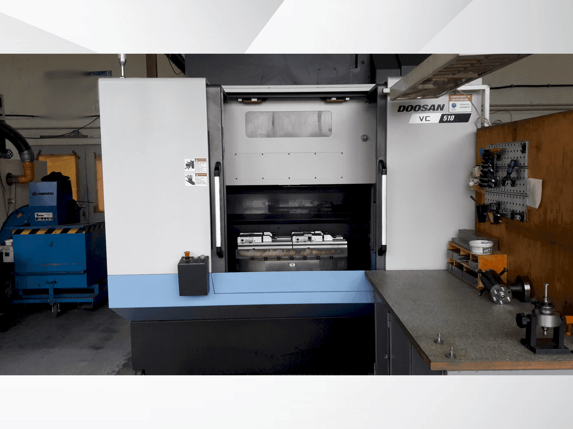 Makine DOOSAN VC 510 - Önden görünüm